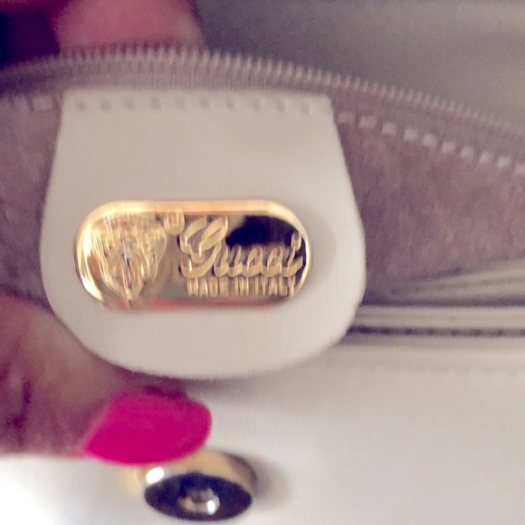 Authentic Crossbody/Shoulder Leather Bag Gucci. - Picture 11 of 15